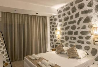 Ladiko Inn Hotel Faliraki -Anthony Quinn Bay has Balcony rooms