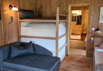 Apartment Familie Webhofer has Balcony rooms