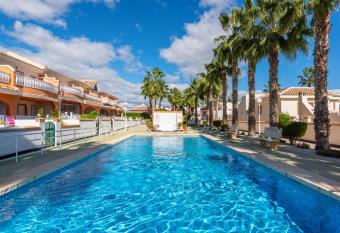 A beautiful 2 bedroom townhouse - Las Cerezas has Balcony rooms