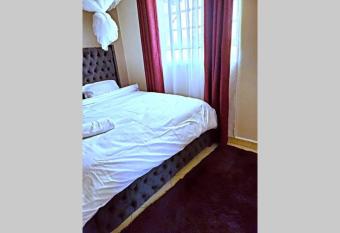 Beautiful 3bedroom Fully Furnished Apartment has Balcony rooms