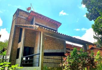 Casa de campo em Condom  nio Fechado has Balcony rooms