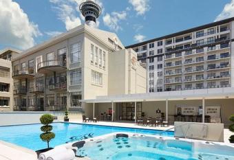 Harbour View at the Heritage Hotel has rooms with a private hot tub