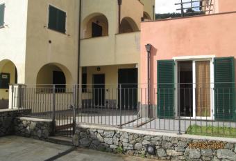 Alla Filanda has Balcony rooms