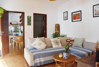 Bamboo House Aljezur has Balcony rooms