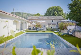 Mas de Chaufondes allows 18 year olds to book a room