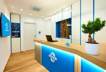 ZEROPENSIERI B&B allows 18 year olds to book a room