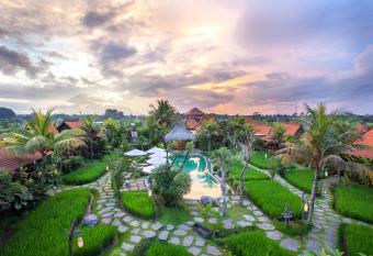 Arya Arkananta Resort & Spa has Balcony rooms
