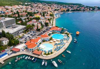 Hotel Millenium deluxe has Balcony rooms