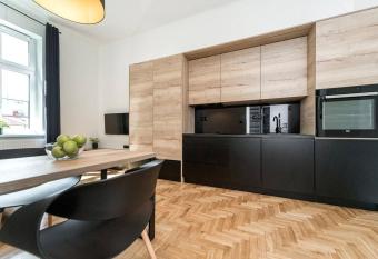 Apartament Matejki E has Balcony rooms