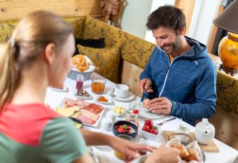 Hotel Seppl has Balcony rooms