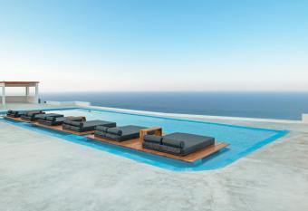 Oyster Luxury Suites allows 18 year olds to book a room