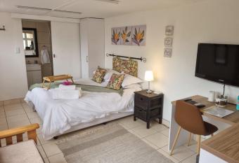 Impunzi Place allows 18 year olds to book a room