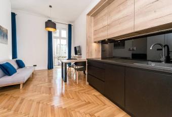 Studio Matejki C has Balcony rooms