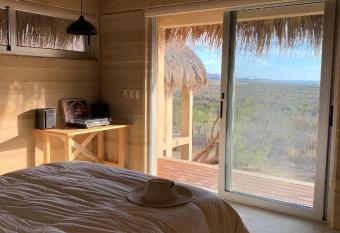 Caba  as 33 1/3 Room B has Balcony rooms