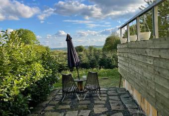 B&B Fryden Ly has Balcony rooms