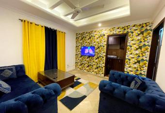 Mini Condo-1BHK-Prime Location allows 18 year olds to book a room