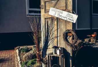 G  stehaus J. Baumann has Balcony rooms