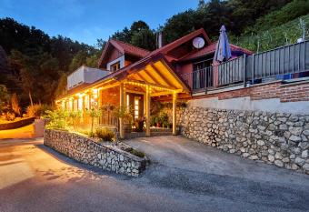 Zagorska Bajka has Balcony rooms