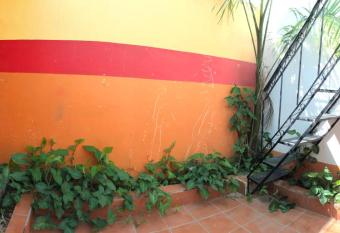 Mini Hostal Cultural de Mazatlan has Balcony rooms