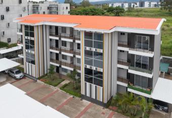 -Boulevard Park Apto #27 - 2BDRM - Selena Segura allows 18 year olds to book a room