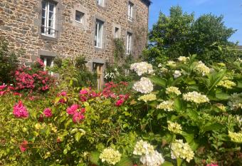 Chambres d h  tes du Moulin    papier has Balcony rooms