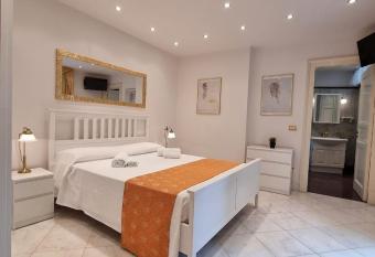 Casa del Sole Acireale has Balcony rooms