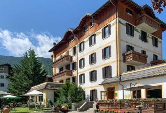 Hotel Posta has Balcony rooms