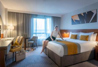 Maldron Hotel Manchester City Centre allows 18 year olds to book a room