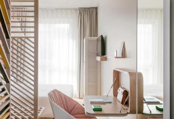 OKKO Hotels Nice A  roport allows 18 year olds to book a room