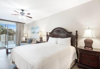 The Grand 2311 has Balcony rooms