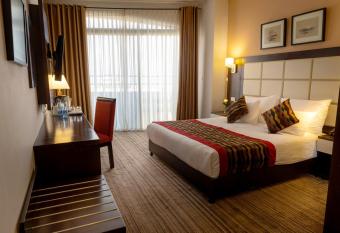 Ambassador City Hotel - Bethlehem has Balcony rooms