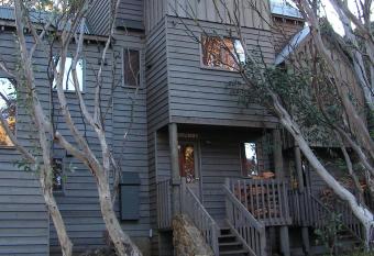 Brumby allows 18 year olds to book a room