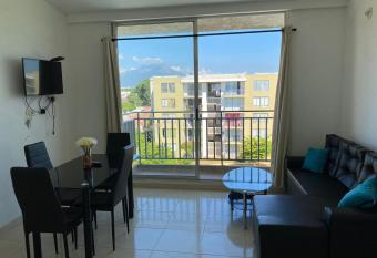 Apartamento de 3 Habitaciones con ventiladores amoblado fresco has Balcony rooms