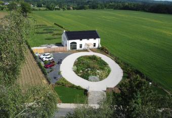 Entre Champs has Balcony rooms