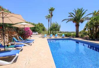 Villa Dulce Manch  n has Balcony rooms