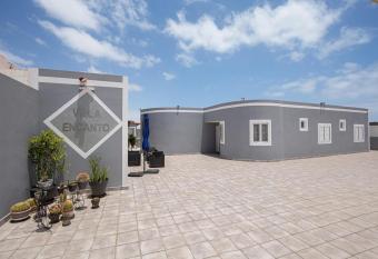 Villa Encanto Fuerteventura has Balcony rooms