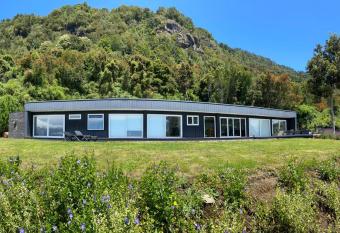 casaALMA has Balcony rooms