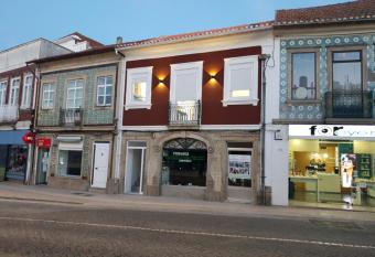 Henriqueta Maia Suits has Balcony rooms