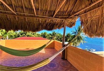 Coconut Beach Caye Caulker has Balcony rooms