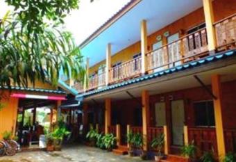 Tamarind Guesthouse has Balcony rooms