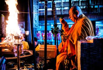              allows 18 year olds to book a room