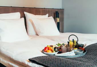 Hotel Mestari has Balcony rooms