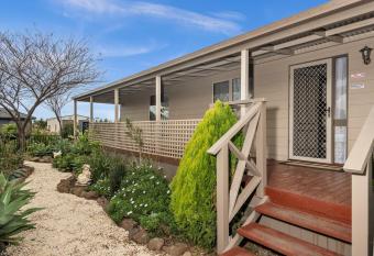 Sherry house has Balcony rooms