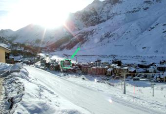 Hotel & Ristorante Serenella allows 18 year olds to book a room