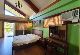 Dian s Bed & Breakfast has Balcony rooms