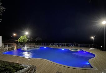 KAOM Lux has Balcony rooms