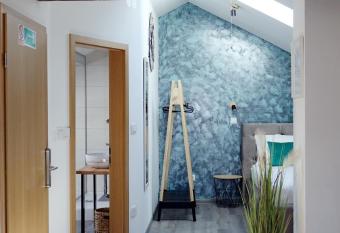 Apartman Megi & studio apartman Tomi - SELF CHECK IN allows 18 year olds to book a room