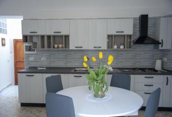 Cetara Sunny House has Balcony rooms