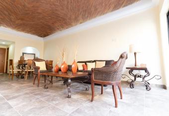 Casa Jardin-Lakeside Boutique Resort by Restavio has Balcony rooms