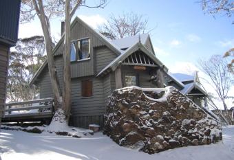 Alps Heimers allows 18 year olds to book a room